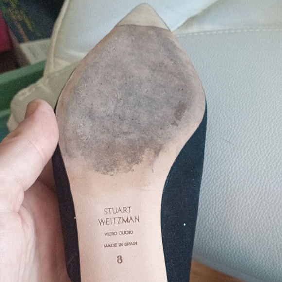 Stuart Weitzman Elegant Black Pointed Heels - Picture 4 of 4